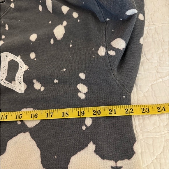 Gameday CoutureOhio State Two-Tones Crewneck Size Small never worn - Picture 6 of 9